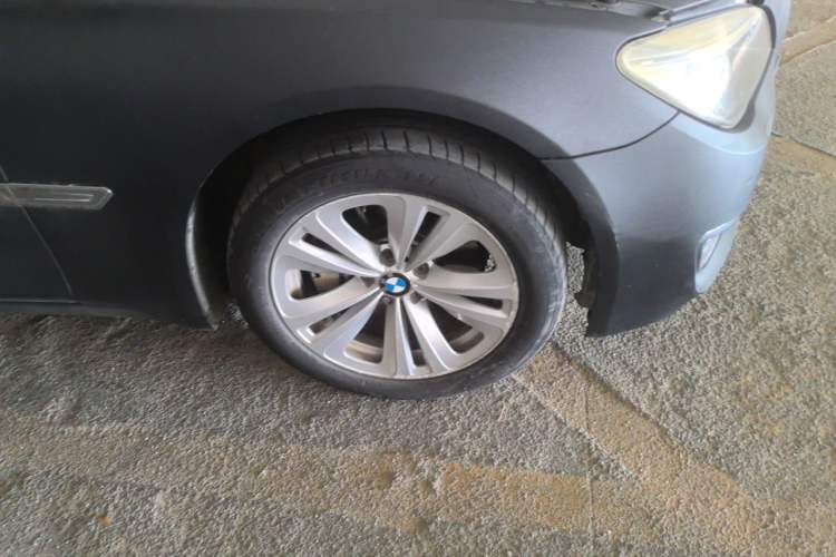 Used BMW 7 Series 2013 730Li Leading Model Right Front Wheel Hub