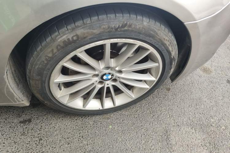 Used BMW 7 Series 2013 740Li Leading Model Right Front Wheel Hub