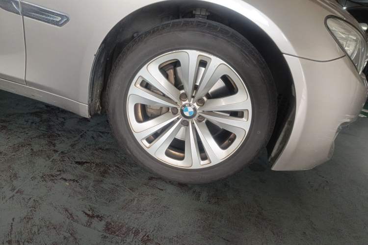 Used BMW 7 Series 2013 730Li Leading Model Right Front Wheel Hub