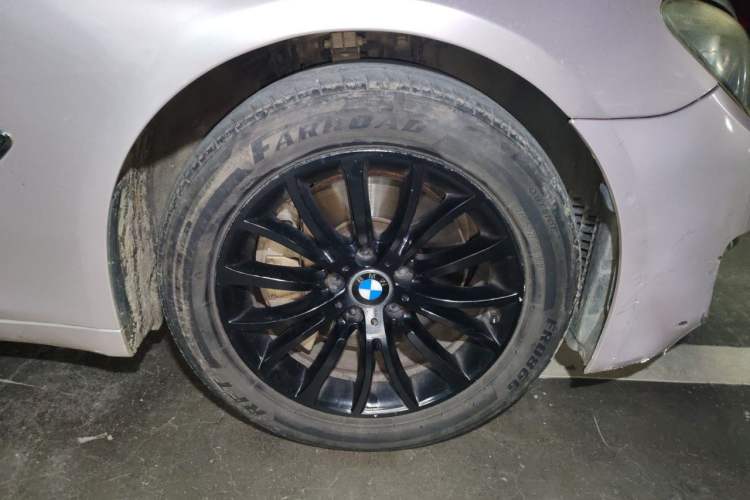 Used BMW 7 Series 2013 730Li Luxury Model Right Front Wheel Hub