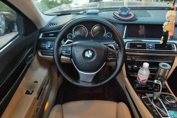 Used BMW 7 Series 2013 740Li xDrive Steering Wheel