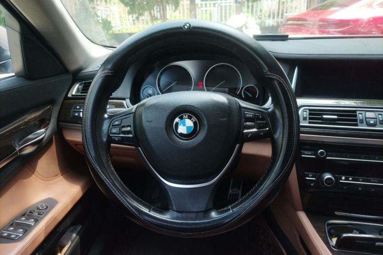 Used BMW 7 Series 2013 730Li Luxury Model Steering Wheel