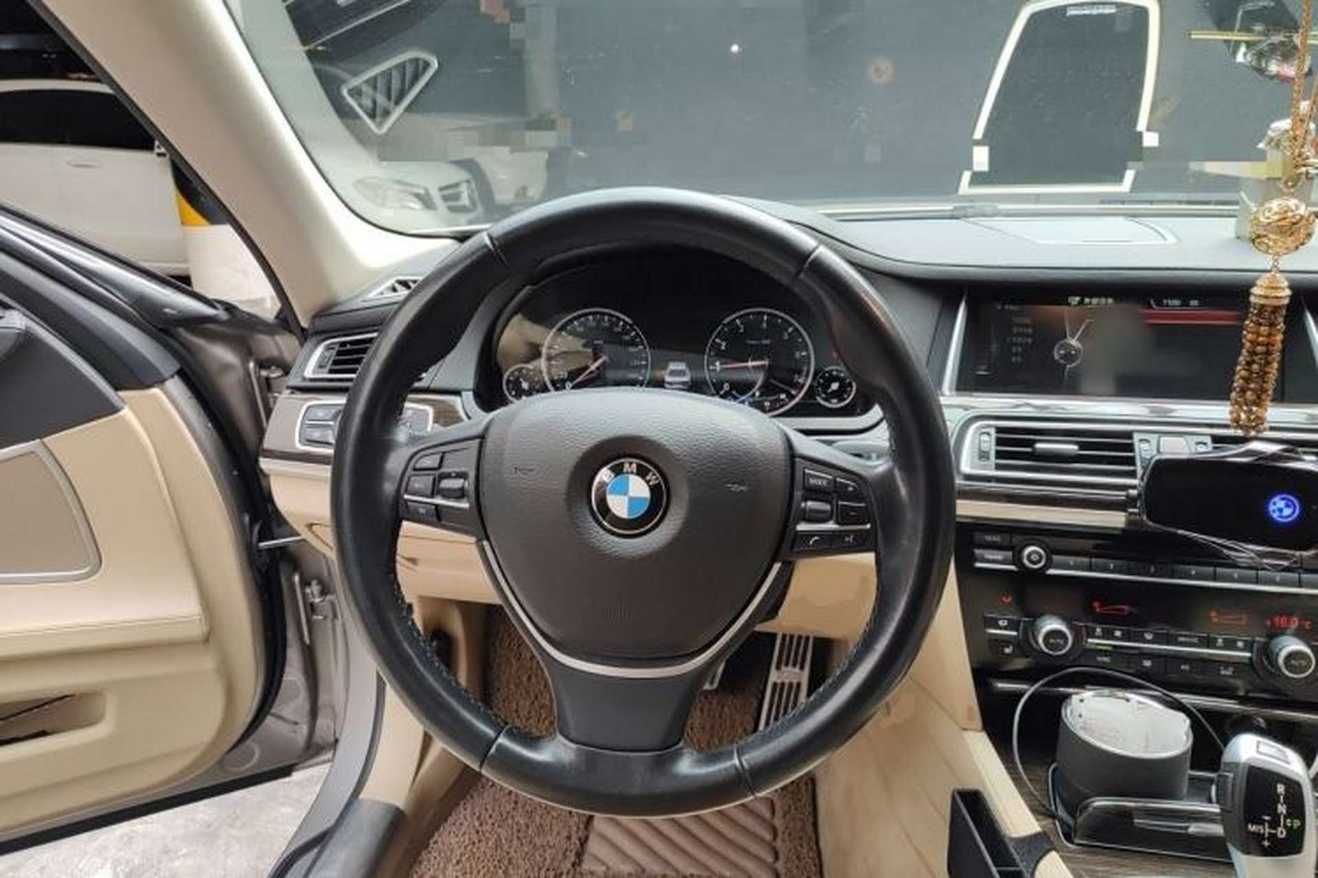 Used BMW 7 Series 2013 730Li Leading Model Steering Wheel
