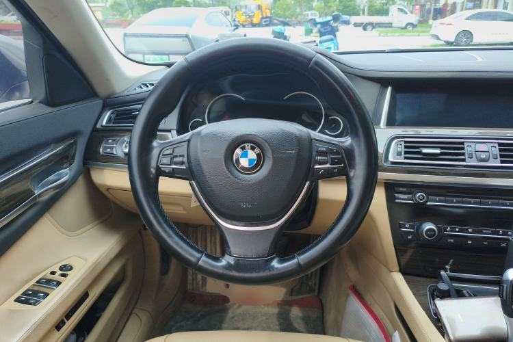 Used BMW 7 Series 2013 730Li Luxury Model Steering Wheel