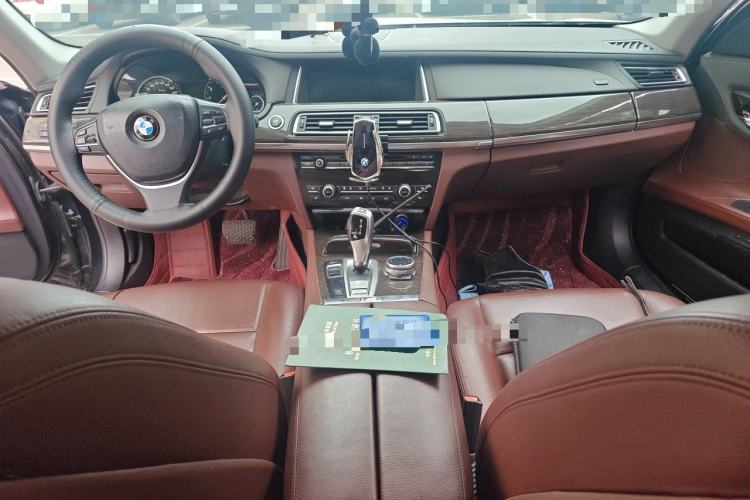 Used BMW 7 Series 2013 730Li Leading Model Center Console