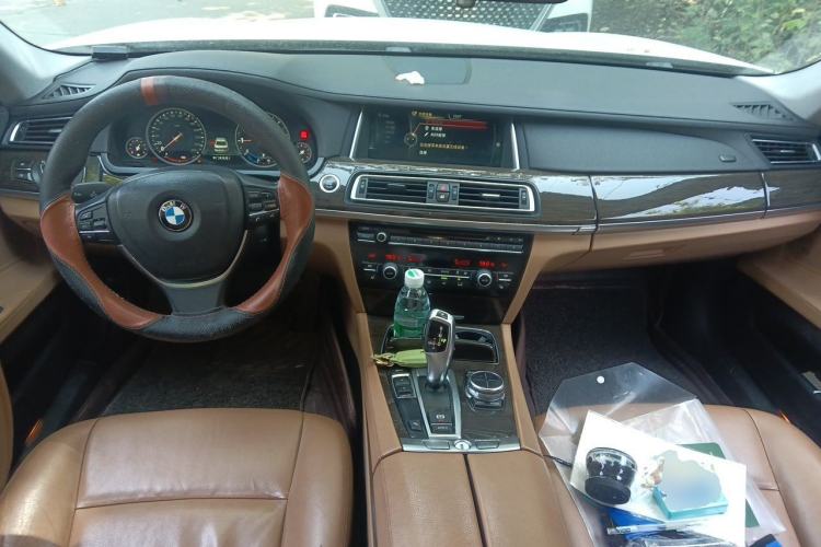 Used BMW 7 Series 2013 730Li Leading Model Center Console