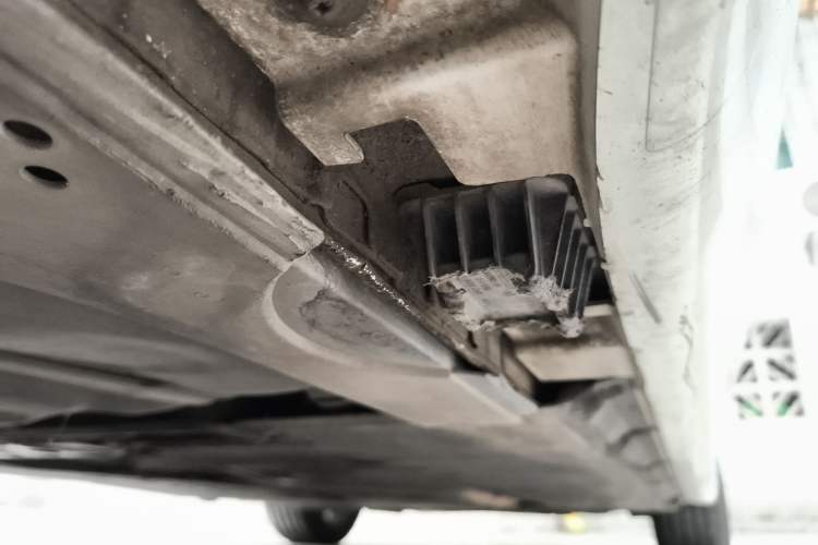 Used BMW 7 Series 2013 730Li Luxury Model Chassis Rear Right