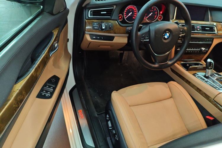 Used BMW 7 Series 2013 740Li Luxury Model Driver Seat