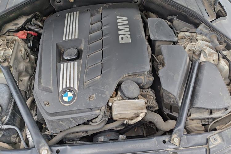 Used BMW 7 Series 2013 730Li Leading Model Engine Bay