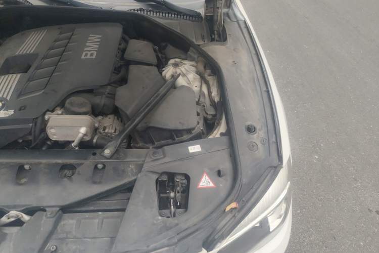 Used BMW 7 Series 2013 730Li Leading Model Engine Bay Left