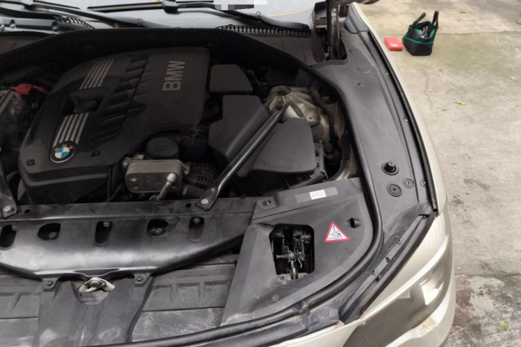 Used BMW 7 Series 2013 730Li Luxury Model Engine Bay Left