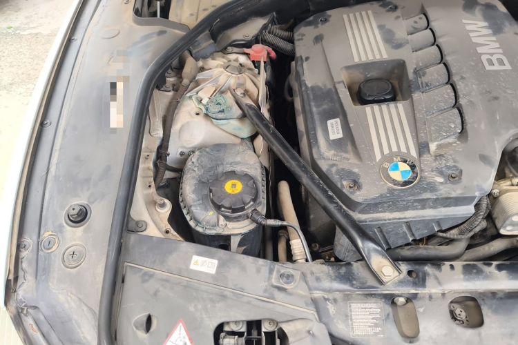 Used BMW 7 Series 2013 730Li Leading Model Engine Bay Right
