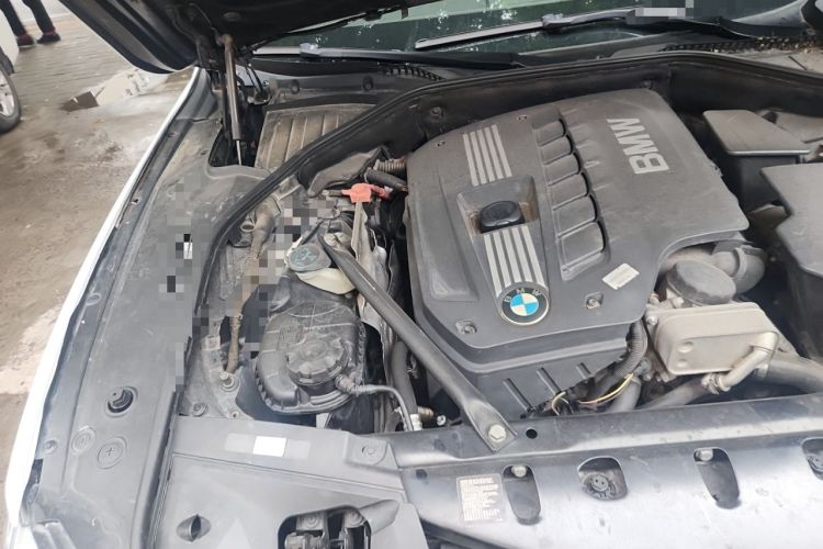 Used BMW 7 Series 2013 730Li Luxury Model Engine Bay Right