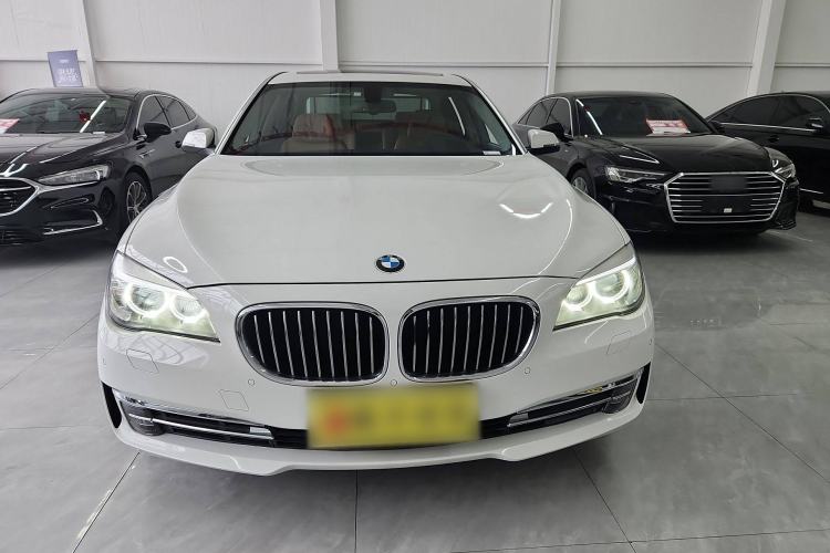 Used BMW 7 Series 2013 740Li Leading Model Exterior 1
