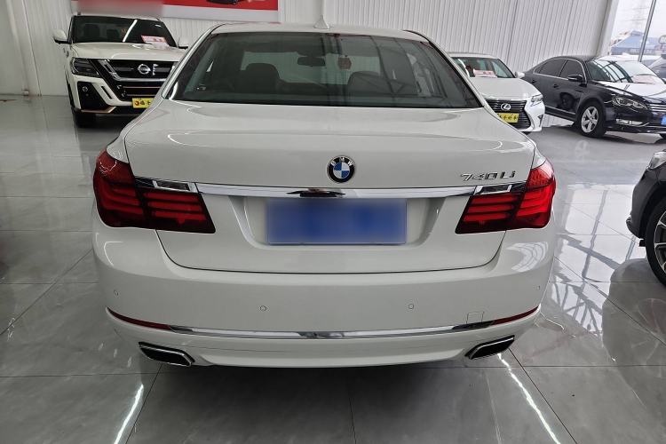 Used BMW 7 Series 2013 740Li Leading Model Exterior 3