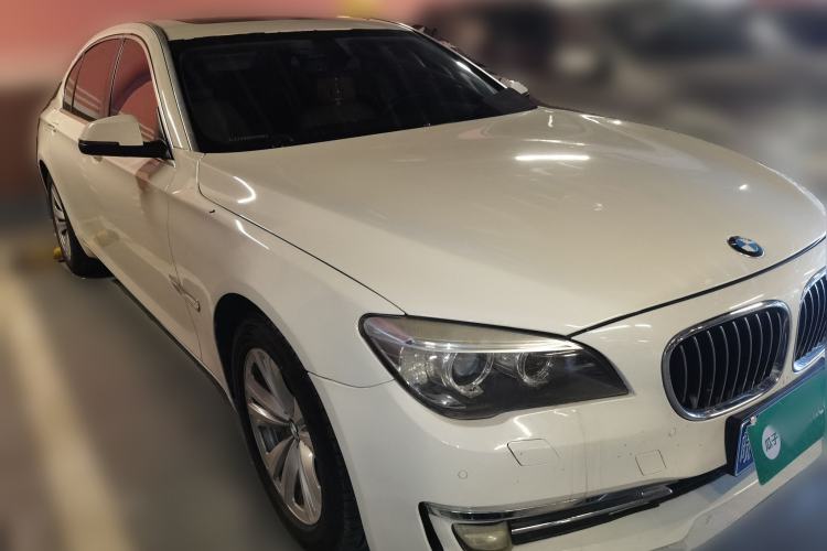 Used BMW 7 Series 2013 730Li Leading Model Front Right 45 Deg