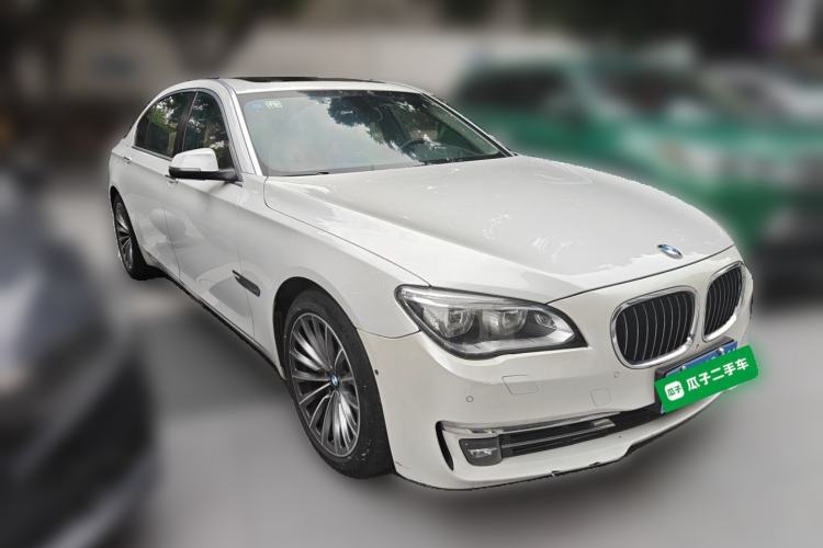 Used BMW 7 Series 2013 740Li Luxury Model Front Right 45 Deg