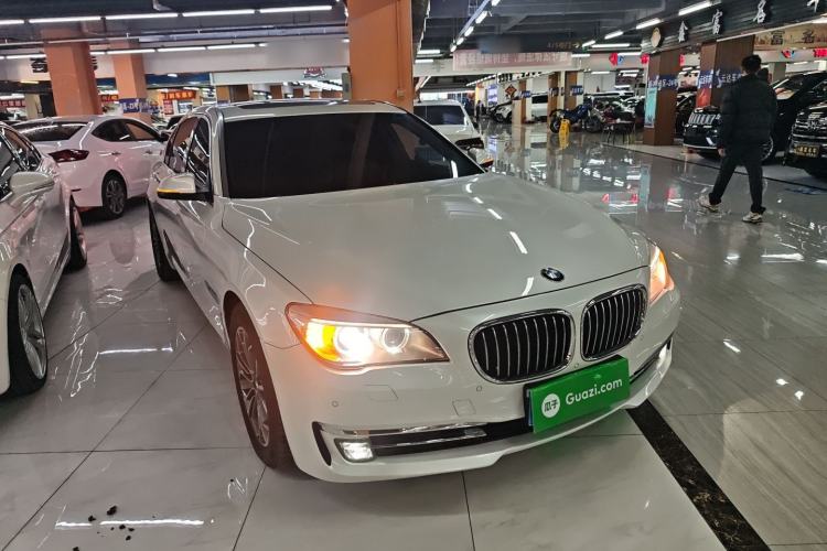 Used BMW 7 Series 2013 730Li Leading Model Front Right 45 Deg