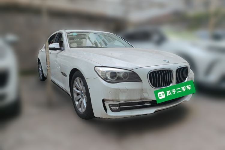 Used BMW 7 Series 2013 730Li Luxury Model Front Right 45 Deg