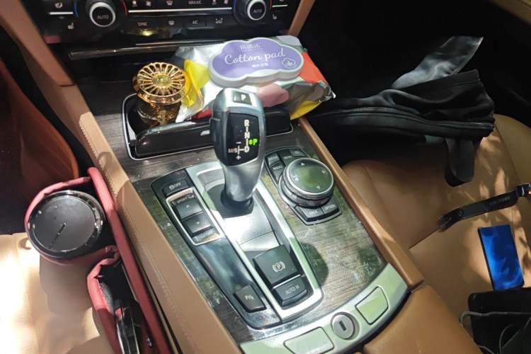Used BMW 7 Series 2013 730Li Leading Model Gear Lever