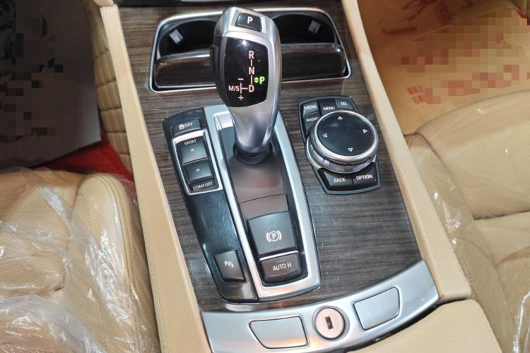 Used BMW 7 Series 2013 740Li Leading Model Gear Lever