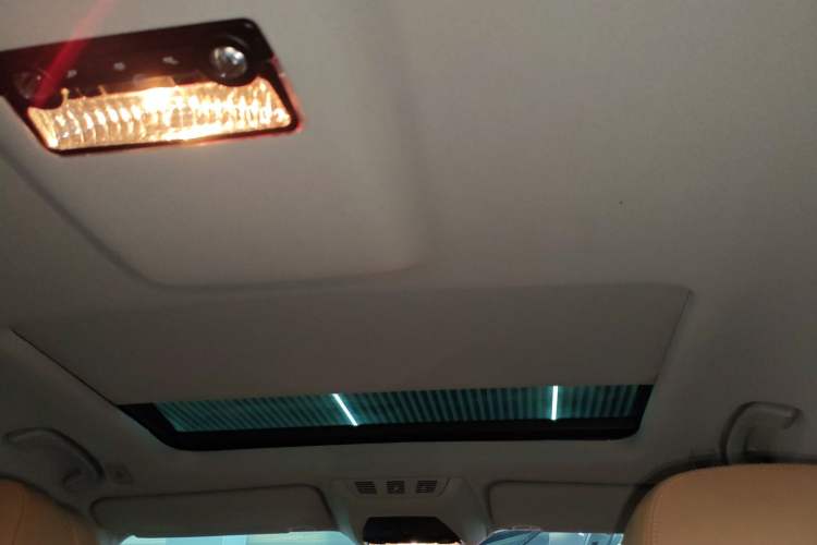 Used BMW 7 Series 2013 740Li Luxury Model Headliner