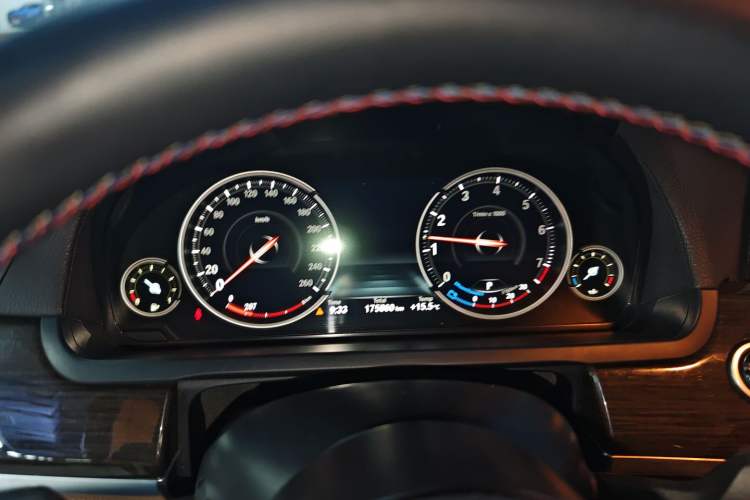 Used BMW 7 Series 2013 730Li Leading Model Instrument Cluster