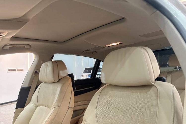 Used BMW 7 Series 2013 740Li Leading Model Interior 11