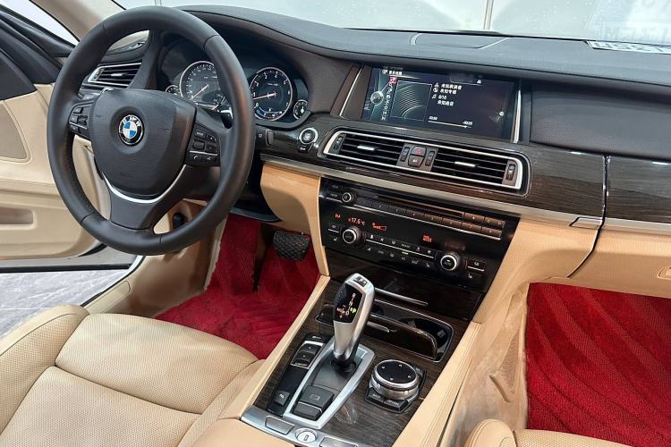 Used BMW 7 Series 2013 740Li Leading Model Interior 2