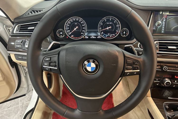 Used BMW 7 Series 2013 740Li Leading Model Interior 3