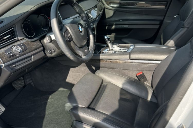 Used BMW 7 Series 2013 740Li xDrive Interior 3