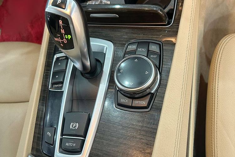 Used BMW 7 Series 2013 740Li Leading Model Interior 5