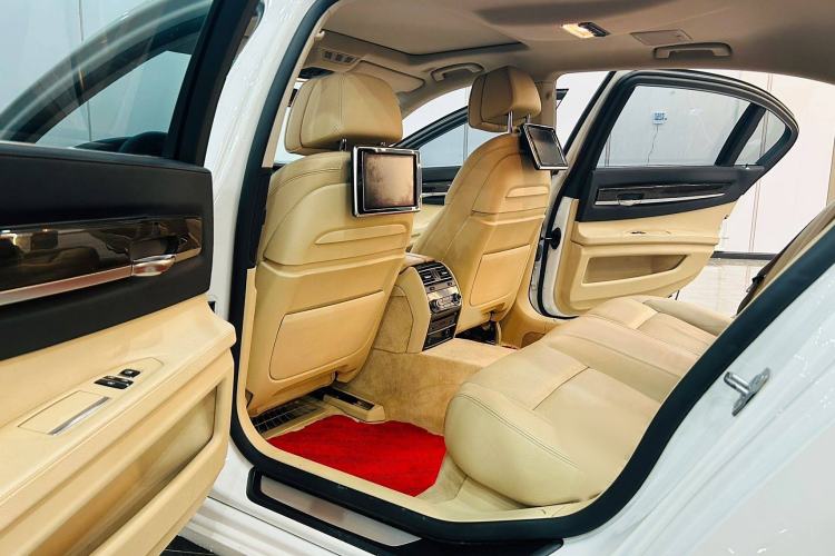 Used BMW 7 Series 2013 740Li Leading Model Interior 7
