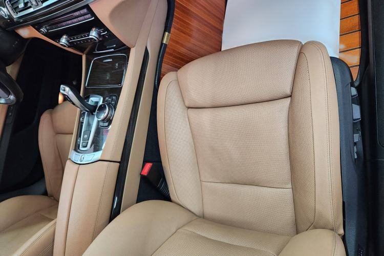 Used BMW 7 Series 2013 740Li Leading Model Left Front Seat
