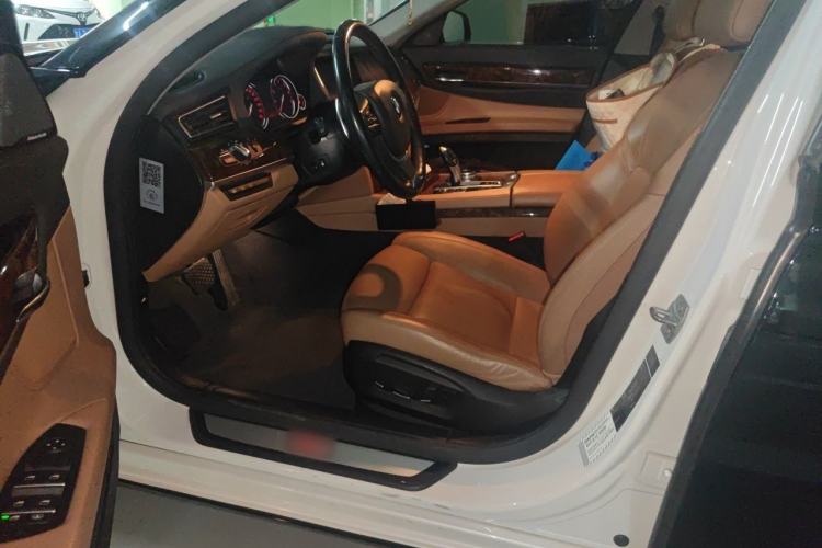 Used BMW 7 Series 2013 740Li Luxury Model Left Front Seat