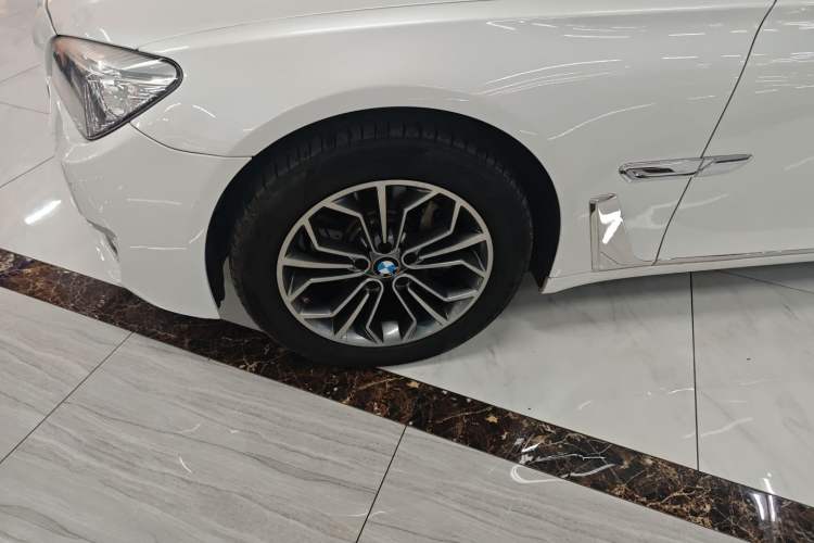 Used BMW 7 Series 2013 730Li Leading Model Left Front Wheel Hub