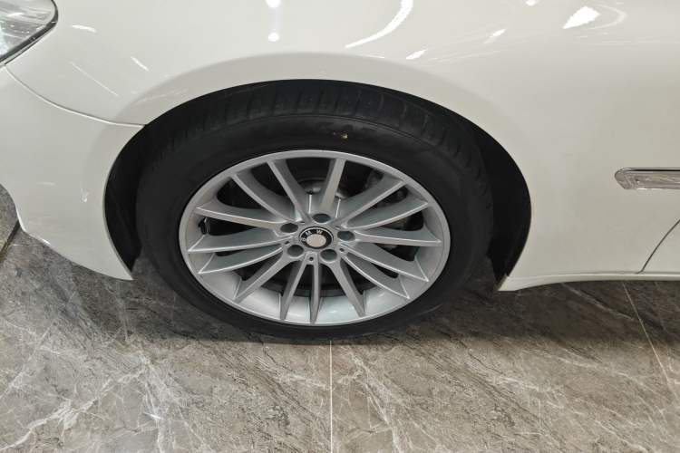Used BMW 7 Series 2013 740Li Leading Model Left Front Wheel Hub