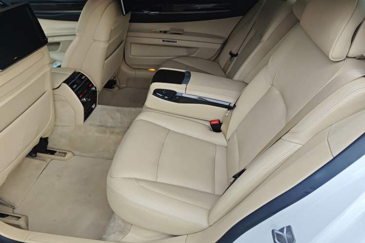 Used BMW 7 Series 2013 730Li Luxury Model Left Rear Seat