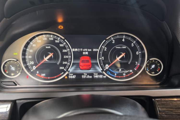 Used BMW 7 Series 2013 740Li Leading Model Odometer Close Up