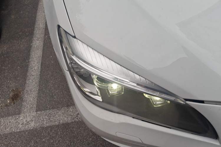 Used BMW 7 Series 2013 730Li Leading Model Right Front Headlight