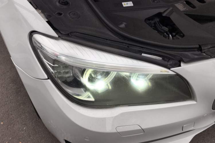 Used BMW 7 Series 2013 730Li Leading Model Right Front Headlight