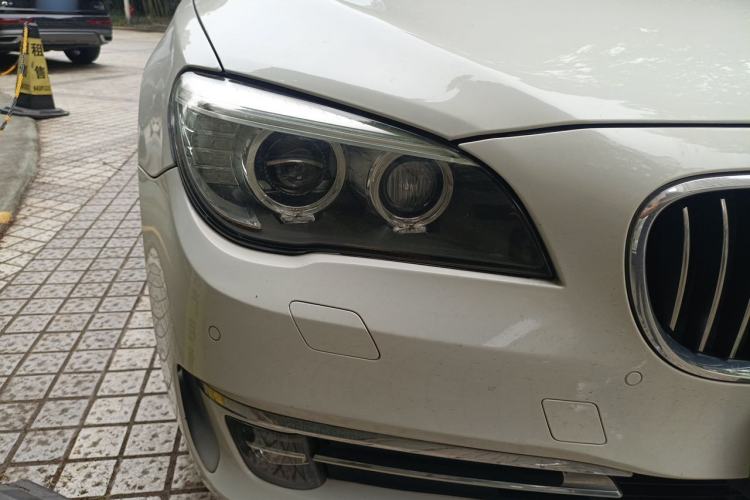 Used BMW 7 Series 2013 730Li Luxury Model Right Front Headlight