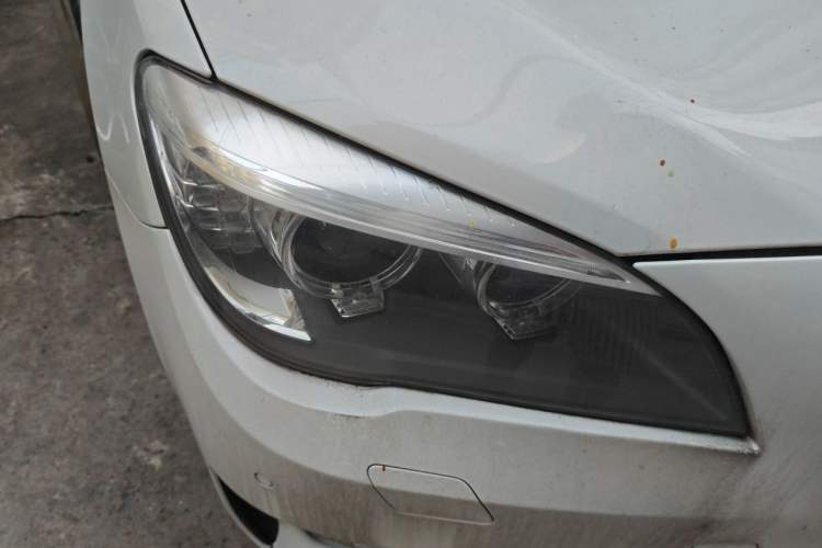 Used BMW 7 Series 2013 730Li Luxury Model Right Front Headlight