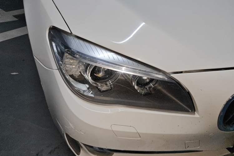 Used BMW 7 Series 2013 730Li Luxury Model Right Front Headlight