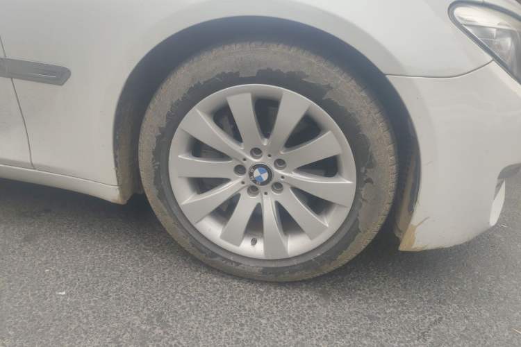 Used BMW 7 Series 2013 730Li Leading Model Right Front Wheel Hub