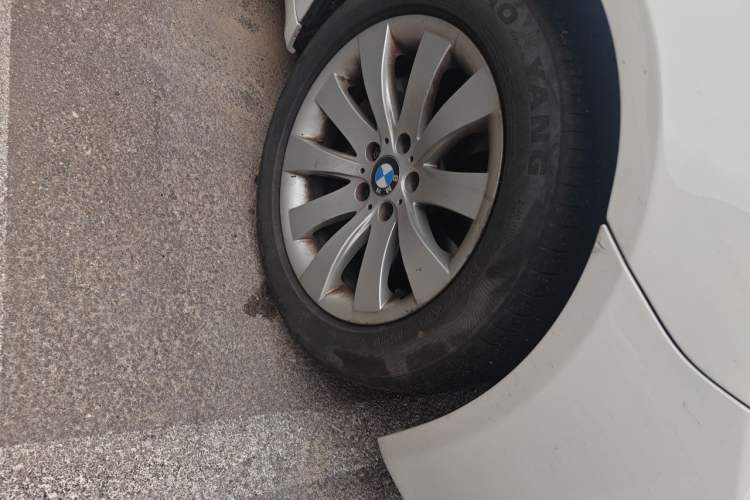 Used BMW 7 Series 2013 730Li Leading Model Right Front Wheel Hub