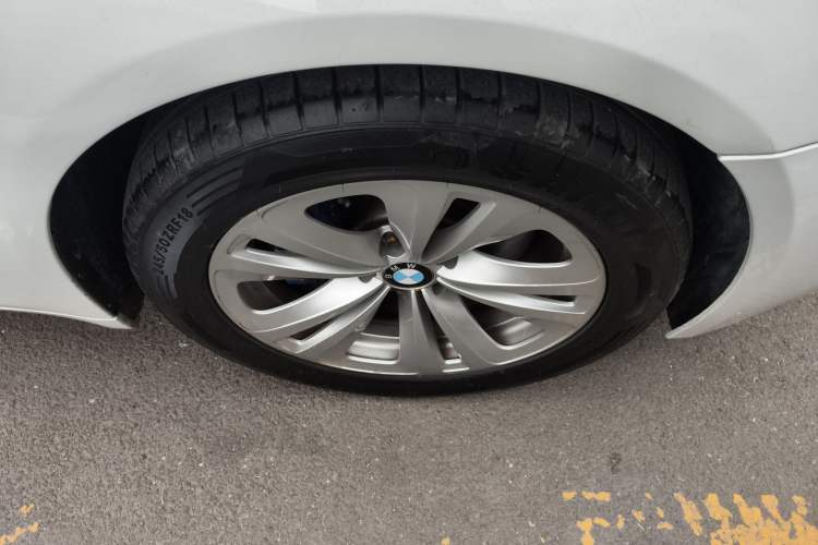 Used BMW 7 Series 2013 730Li Leading Model Right Front Wheel Hub