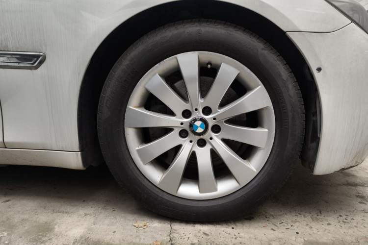 Used BMW 7 Series 2013 730Li Luxury Model Right Front Wheel Hub