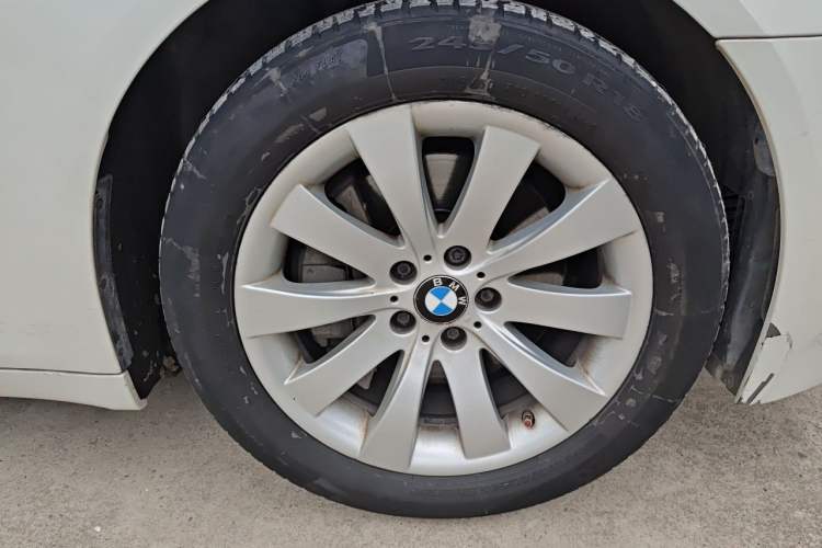 Used BMW 7 Series 2013 730Li Leading Model Right Front Wheel Hub