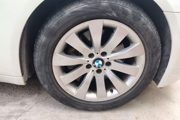 Used BMW 7 Series 2013 730Li Leading Model Right Front Wheel Hub